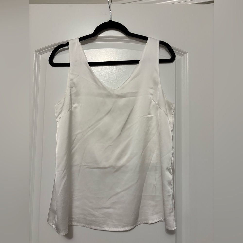 Elegant White Sleeveless Top